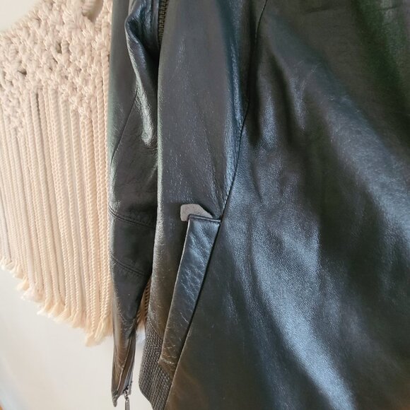 Guess by Marciano 2000s Vintage Grey Leather Jacket - Picture 14 of 16